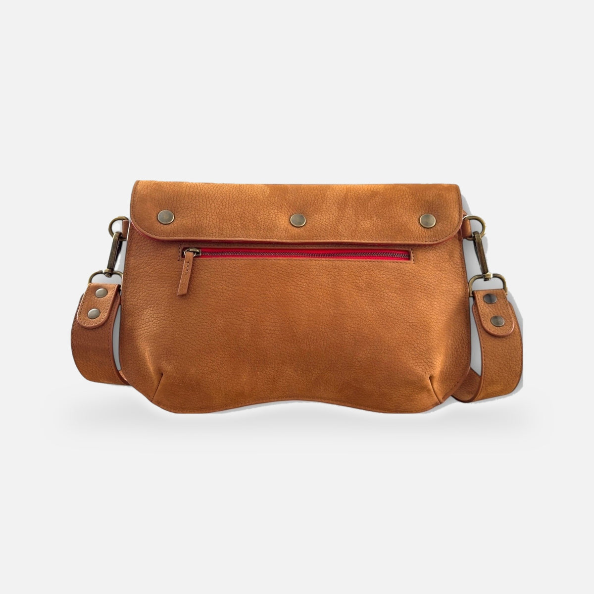 Sac baby sidia double nubuck camel, autre vue sur fond gris clair
