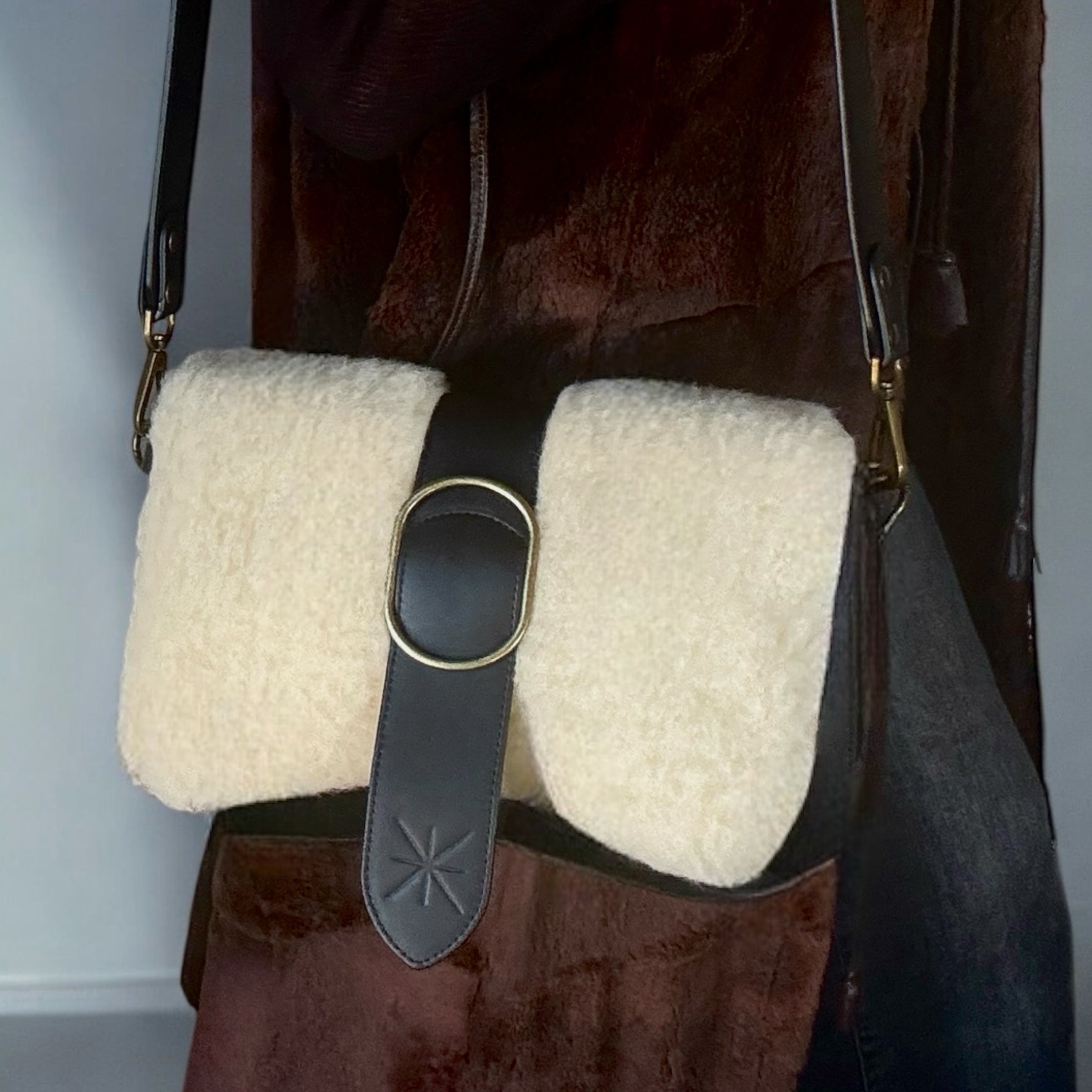 COFFRET" STAR IDEAL WINTER NOIR "THARA MOUTON /KHARA