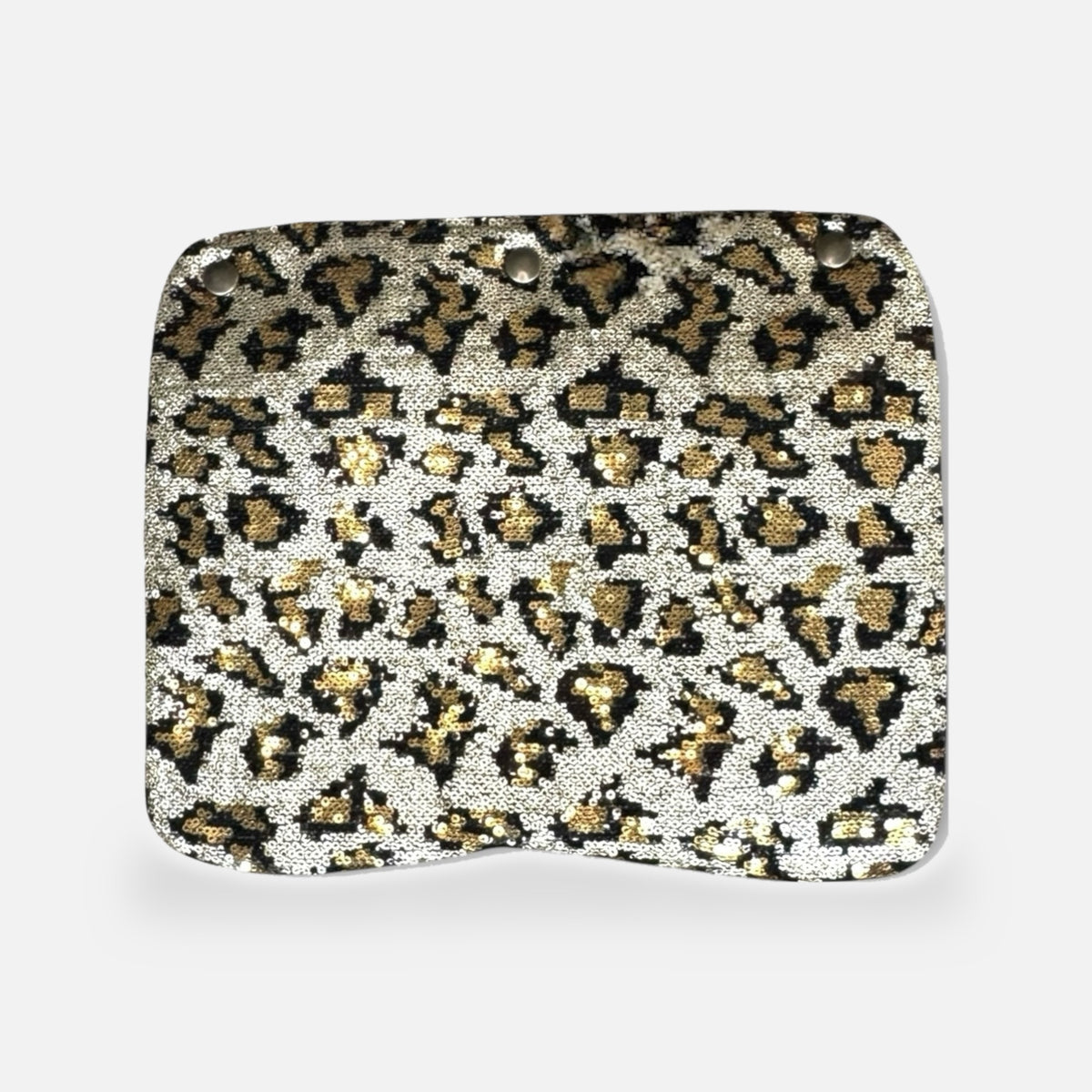 Rabat superba sequins, rabat seul posé à plat sur fond gris clair