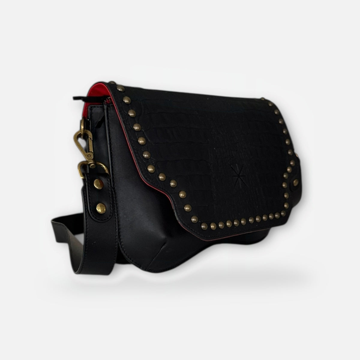 Sac Baby Double Khara noir, vue de trois-quarts, liseré rouge