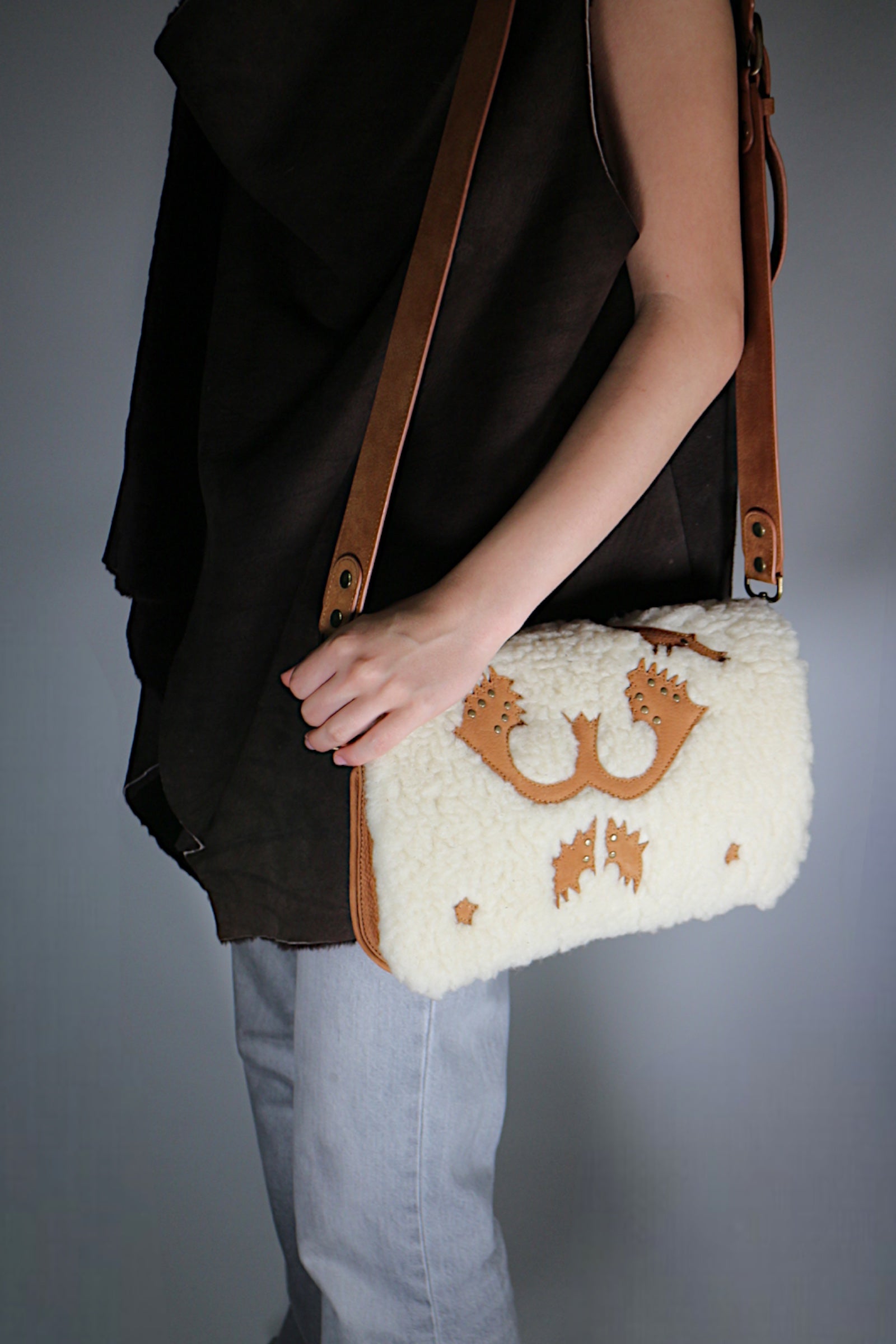 SAC BABY RANCHO MOUTON/CAMEL NUBUCK